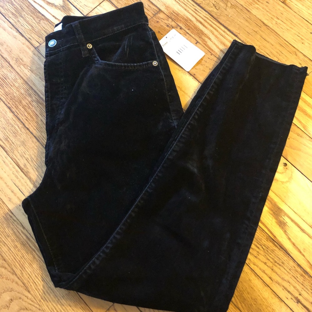NWT Free People velvet jeans. SZ 31